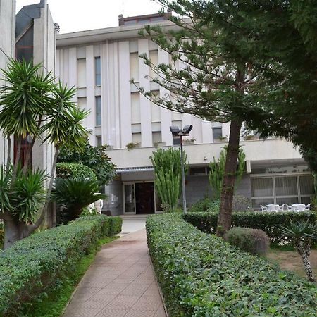 Hotel Centro Giovanile Padre Minozzi Policoro Exterior foto