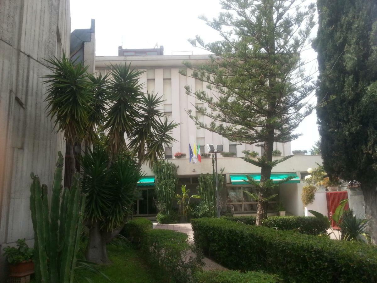 Hotel Centro Giovanile Padre Minozzi Policoro Exterior foto